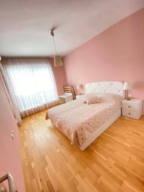 Molly's Suite Apartment in Sofia