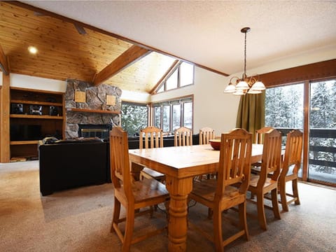 61 Jabberwocky Home by Stay Winter Park Casa in Fraser