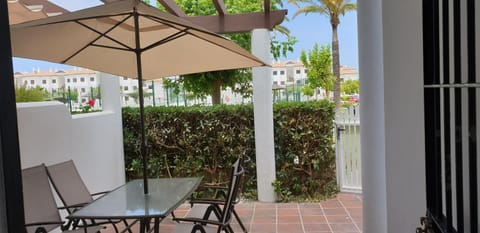 Patio, Balcony/Terrace