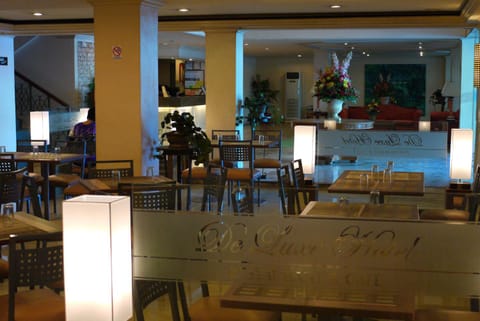 De Luxe Hotel Hotel in Cagayan de Oro