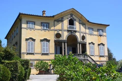 Azienda Agricola Fabbrica Di San Martino Country House in Lucca