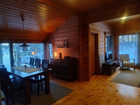 Communal lounge/ TV room, Seating area