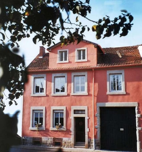 Gästehaus Stadtmitte Apartment in Saarland, 66, Germany