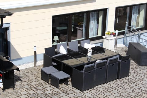 BBQ facilities, Balcony/Terrace