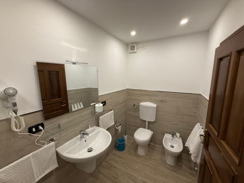 Affittacamere La Casa Del Tiglio Bed and Breakfast in Modena