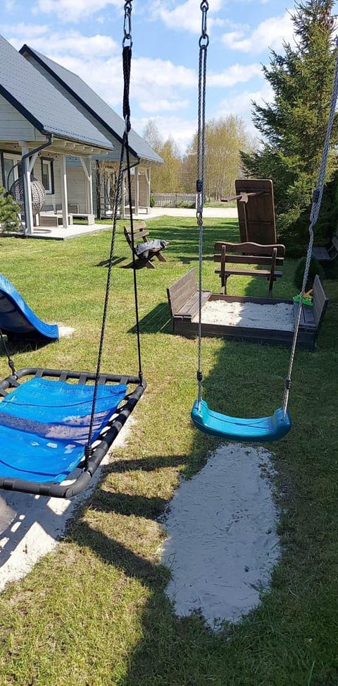 Ciche Wydmy House in Pomeranian Voivodeship