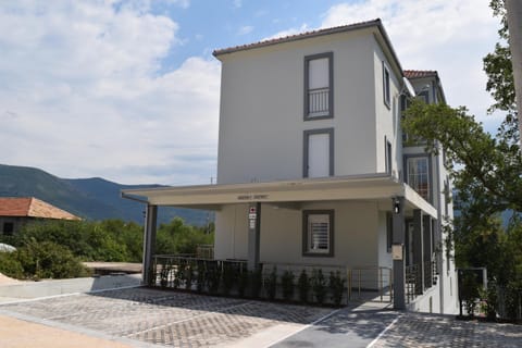 Kristina Apartments Condo in Kotor Municipality