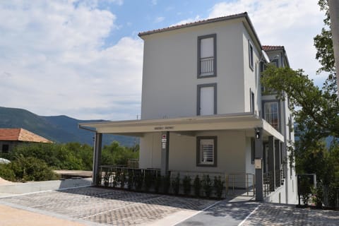 Kristina Apartments Apartment in Kotor Municipality