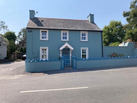 Mounvaud Lodge House in County Waterford