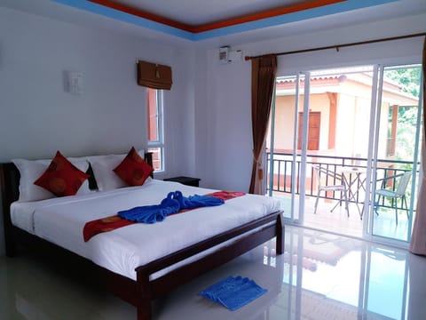 Tamarind Lanta Resort Resort in Sala Dan