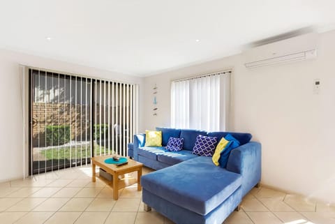 Townhouse in the heart of Port Stephens House in Corlette