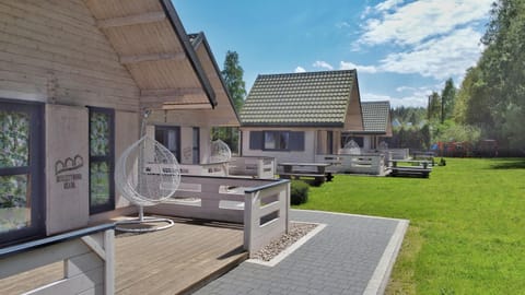 Property building, Day, Balcony/Terrace, Garden view