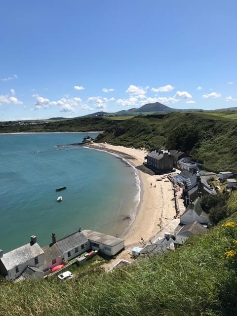 Swyn-Y-Mor House in Morfa Nefyn