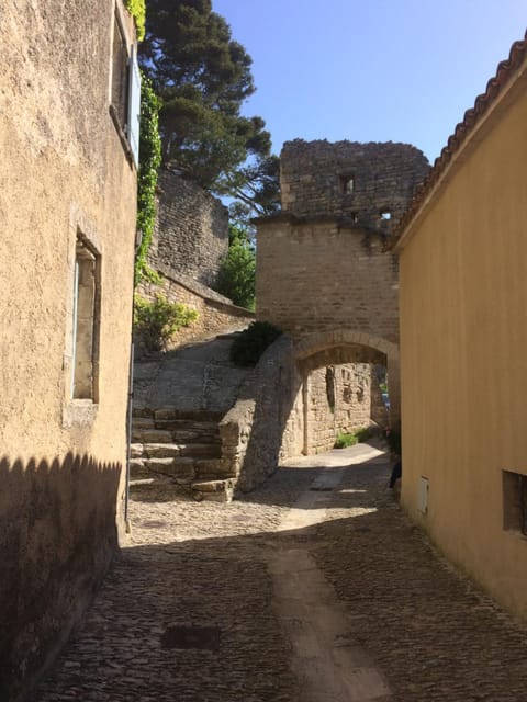 L'Oustaou de Rose House in Bonnieux