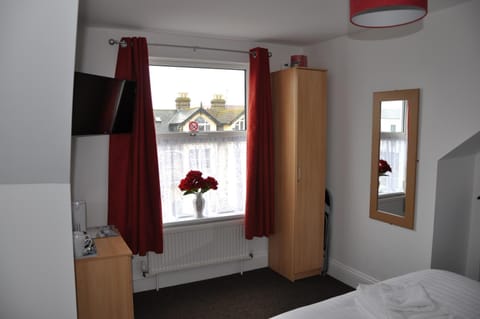 Victoria Villa Guesthouse Bed and Breakfast in Clacton-on-Sea