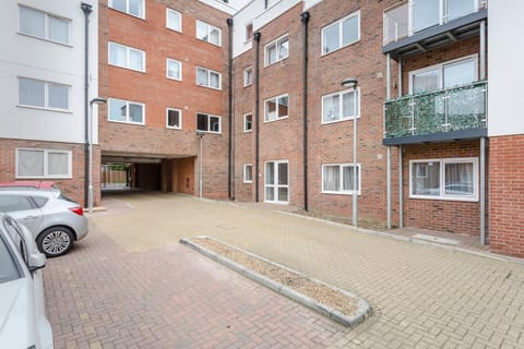 1 Bed Apt Sleeps 4 Apartamento in Luton