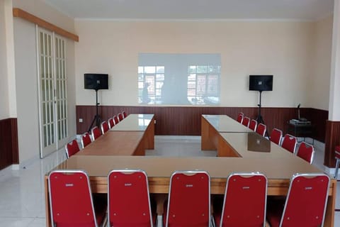 Meeting/conference room