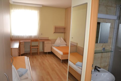 Mladinski dom - Hostel Hostel in Klagenfurt