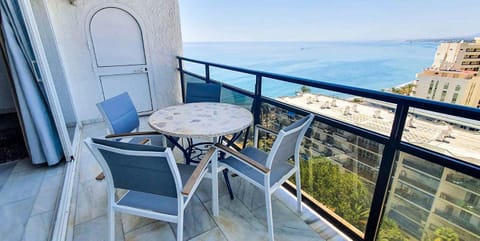 Balcony/Terrace, Dining area, Mountain view, Pool view, Sea view