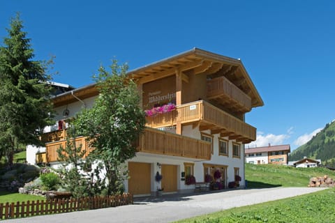 Facade/entrance, Summer