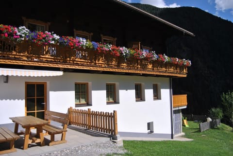 Ferienwohnungen Niederarnigerhof Familie Bauernfeind Farm Stay in Salzburgerland