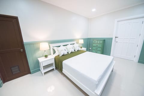 The Partridge Guesthouse Bed and Breakfast in Lapu-Lapu City