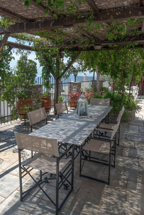 Garden, Balcony/Terrace, Dining area