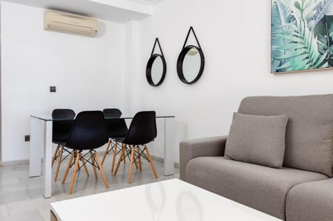 1st Line Mascarat Beach - Solarium Terrace & Pool Apartment in Marina Baixa