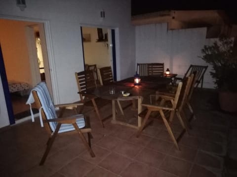 Night, Balcony/Terrace, Balcony/Terrace, Seating area, Dining area