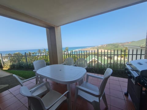 BBQ facilities, Balcony/Terrace, Beach, Sea view