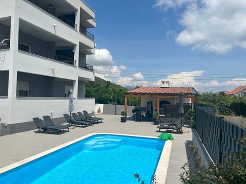 Villa Apartments AA 1 Wohnung in Trogir