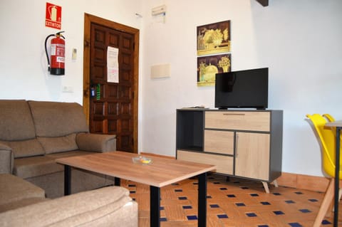 Apartamentos Turísticos - Hostal Los Alisos Appart-hôtel in Extremadura, Spain