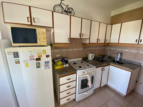 Coffee/tea facilities, Kitchen or kitchenette, minibar, pet friendly, stove, toaster