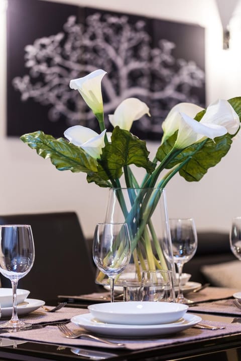 Decorative detail, Dining area