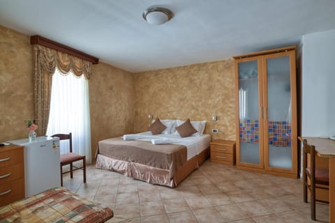 Hotel Rendez Vous Hotel in Kotor