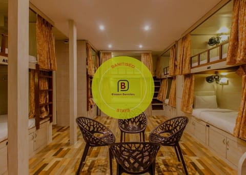 Blossom Dormitory For Male and Female Hostel in Mumbai