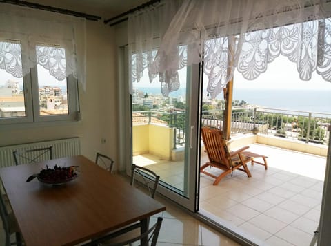 Harmony Apartment in Kavala