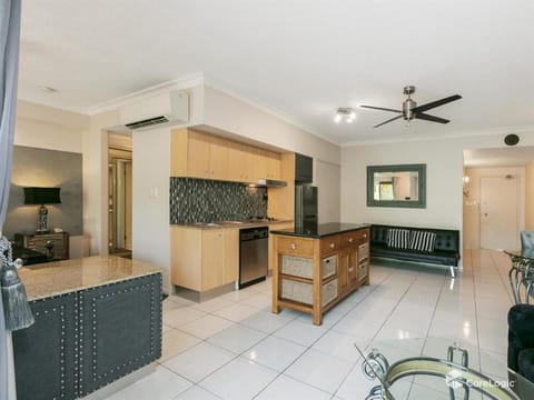 The Lakes Resort Cairns Apart-hotel in Edge Hill