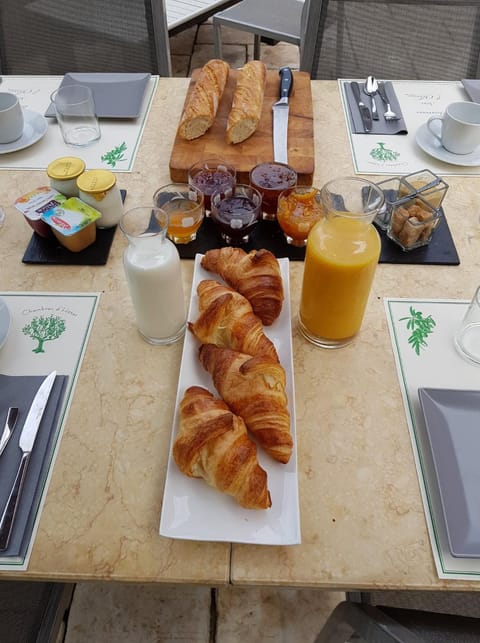Sous L'Olivier Alojamiento y desayuno in Menton