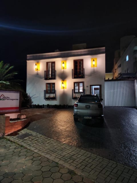 Pousada Vila Portuguesa Gasthof in Bombinhas