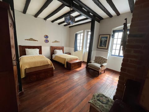 Hotel Boutique Portal de Cantuña Bed and Breakfast in Quito