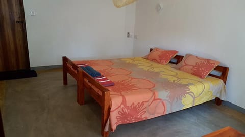 Sandy Beach Hotel Bed and Breakfast in Sri Lanka