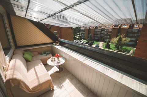 Balcony/Terrace, City view