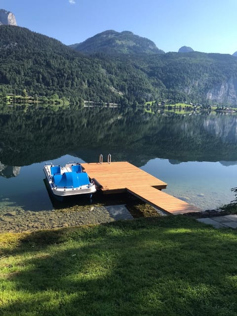 Haus Seeruhe - direkt am Grundlsee Casa in Bad Aussee