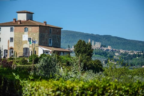 Garden, View (from property/room), City view, Landmark view