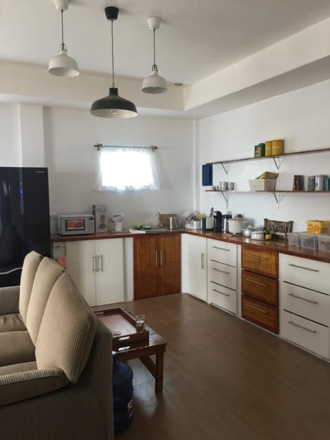 Coffee/tea facilities, Kitchen or kitchenette, Communal kitchen