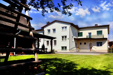 Gasthof Hotel Lang Bed and Breakfast in Hungary