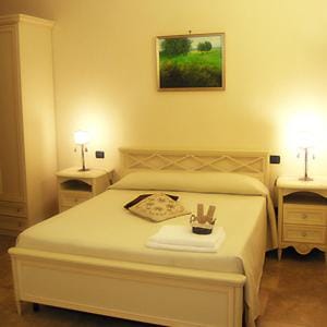 B&B La Dimora Di Nettuno Bed and Breakfast in Naples