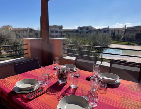 Balcony/Terrace, Swimming pool