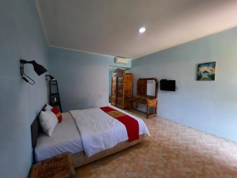 HOTEL BESAR BULAN BARU - Senggigi Hotel in Pemenang